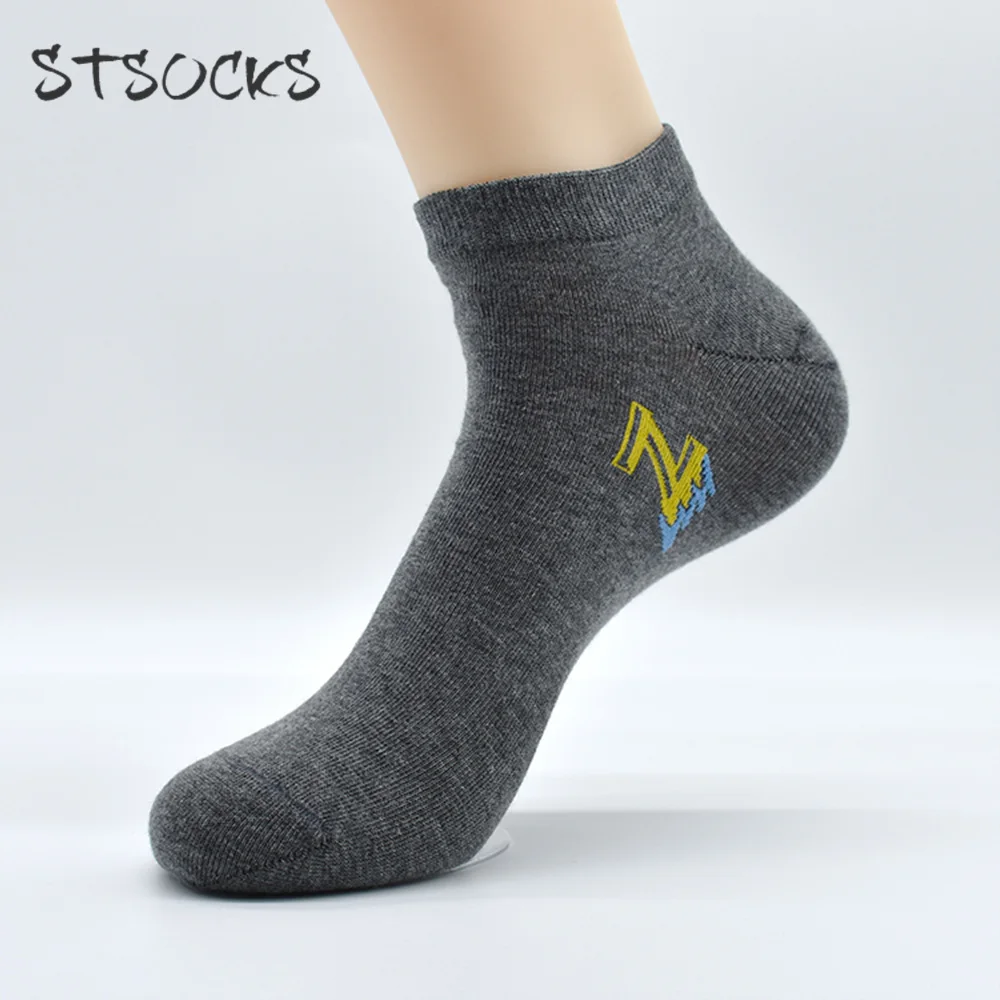 Wholesale Low Cut Mixed Yarn Pure Solid Color Mans Plain Custom Outdoor Sports  Gray Cotton Ankle Socks