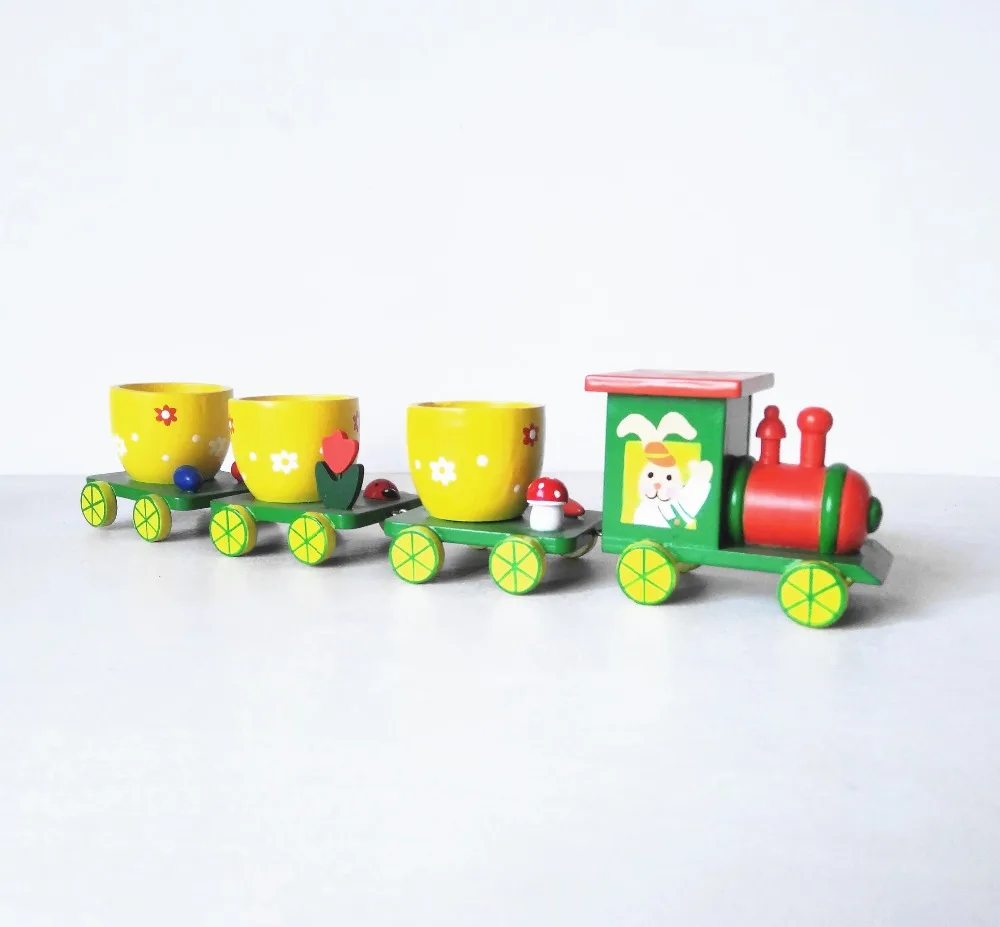 Hot Sale Handmade Painted Decorative wooden train ornament Easter egg holder