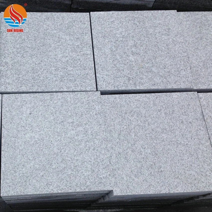 Серый гранитный брусчатый камень укладчик 50x50x6