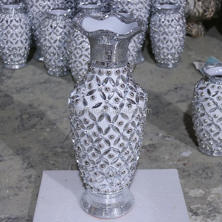 Tabletop decoration pieces custom transparent resin vase