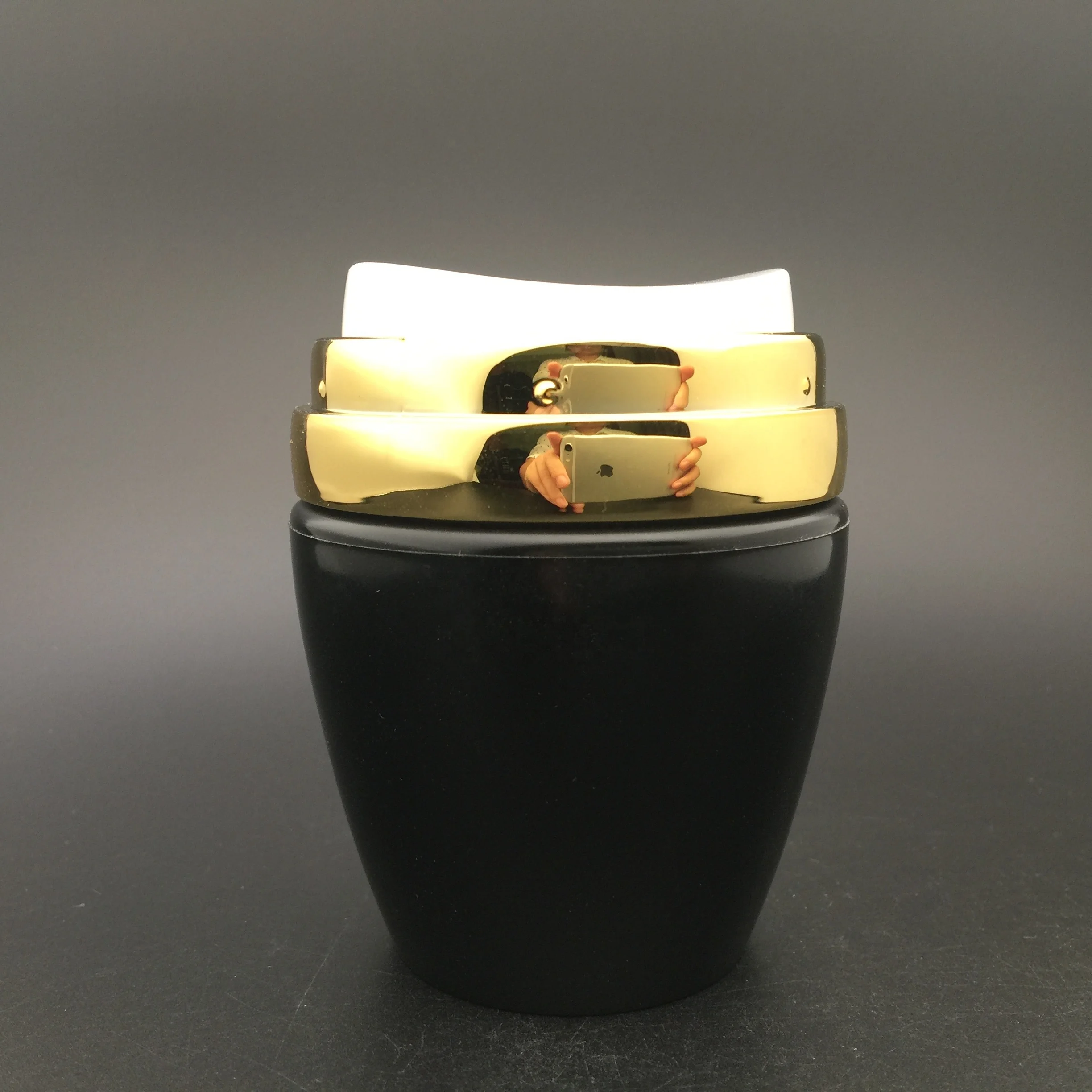 30g 50g luxury acrylic black and gold cosmetic cream airless jar