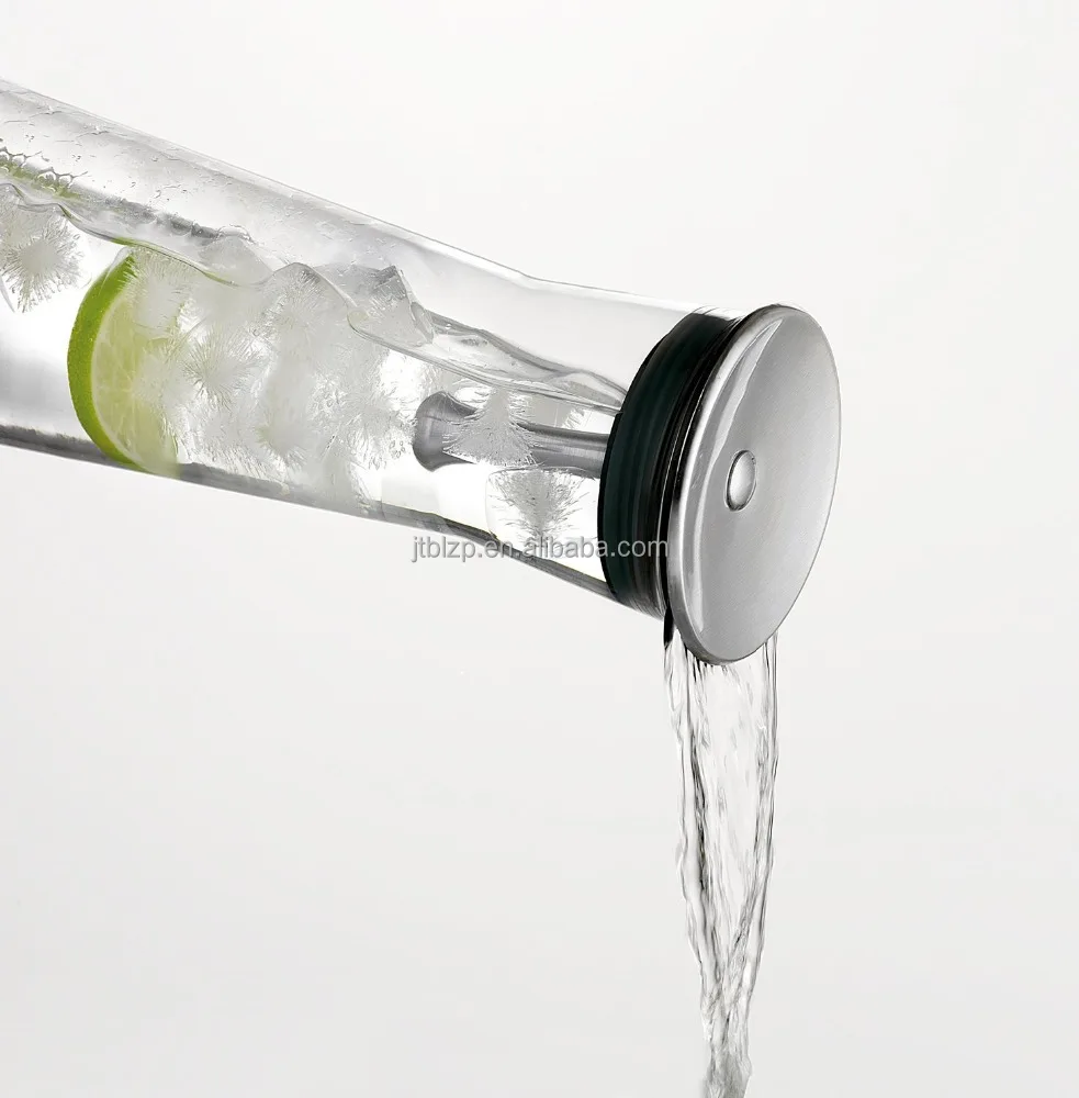 Heat resistant borosilicate hot water carafe 50oz glass iced tea pitcher with stainless steel lid