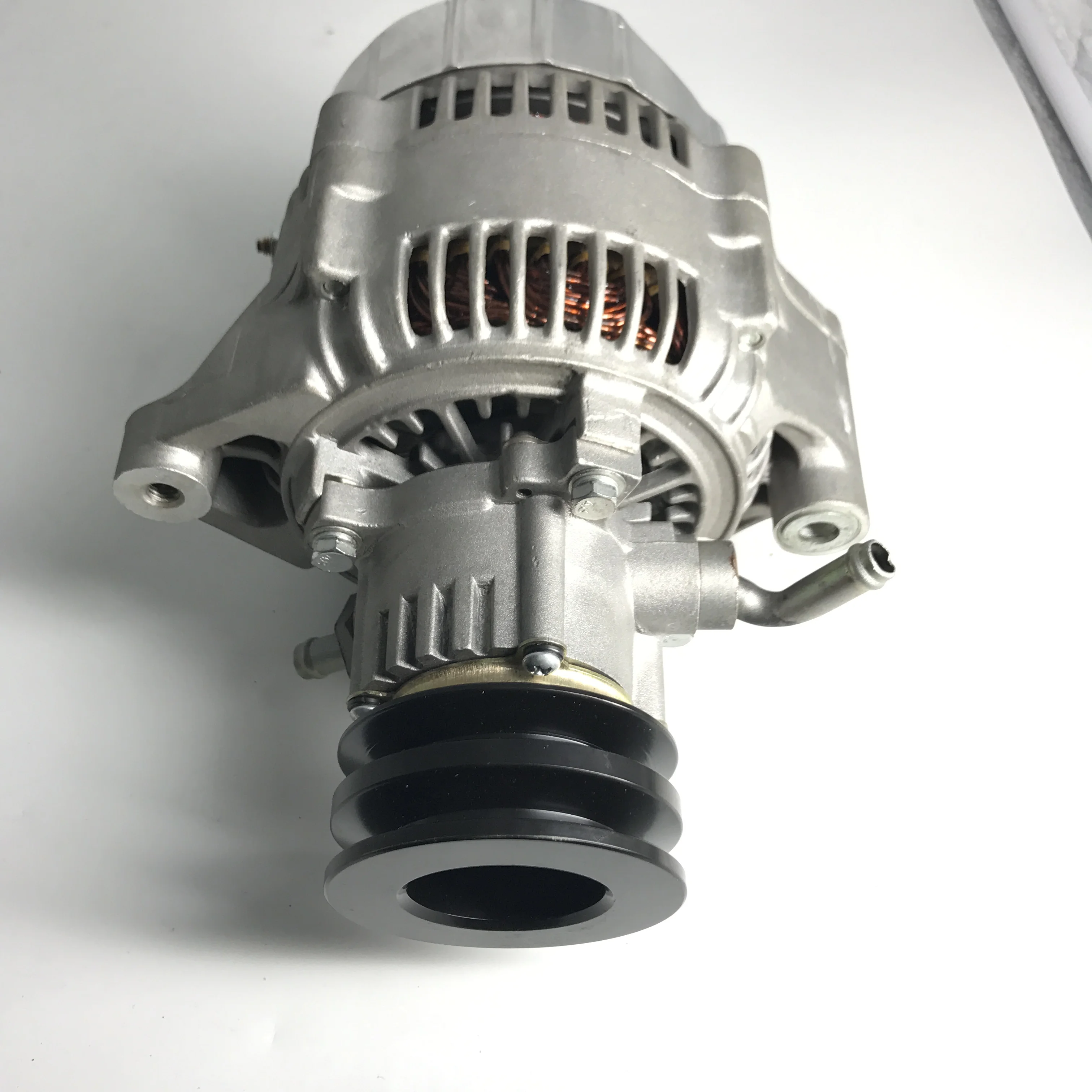 Hiace van mini bus 2005-2018 27040-54670 Round flat square plug ac alternator with pulley 5L 12v 120A car parts