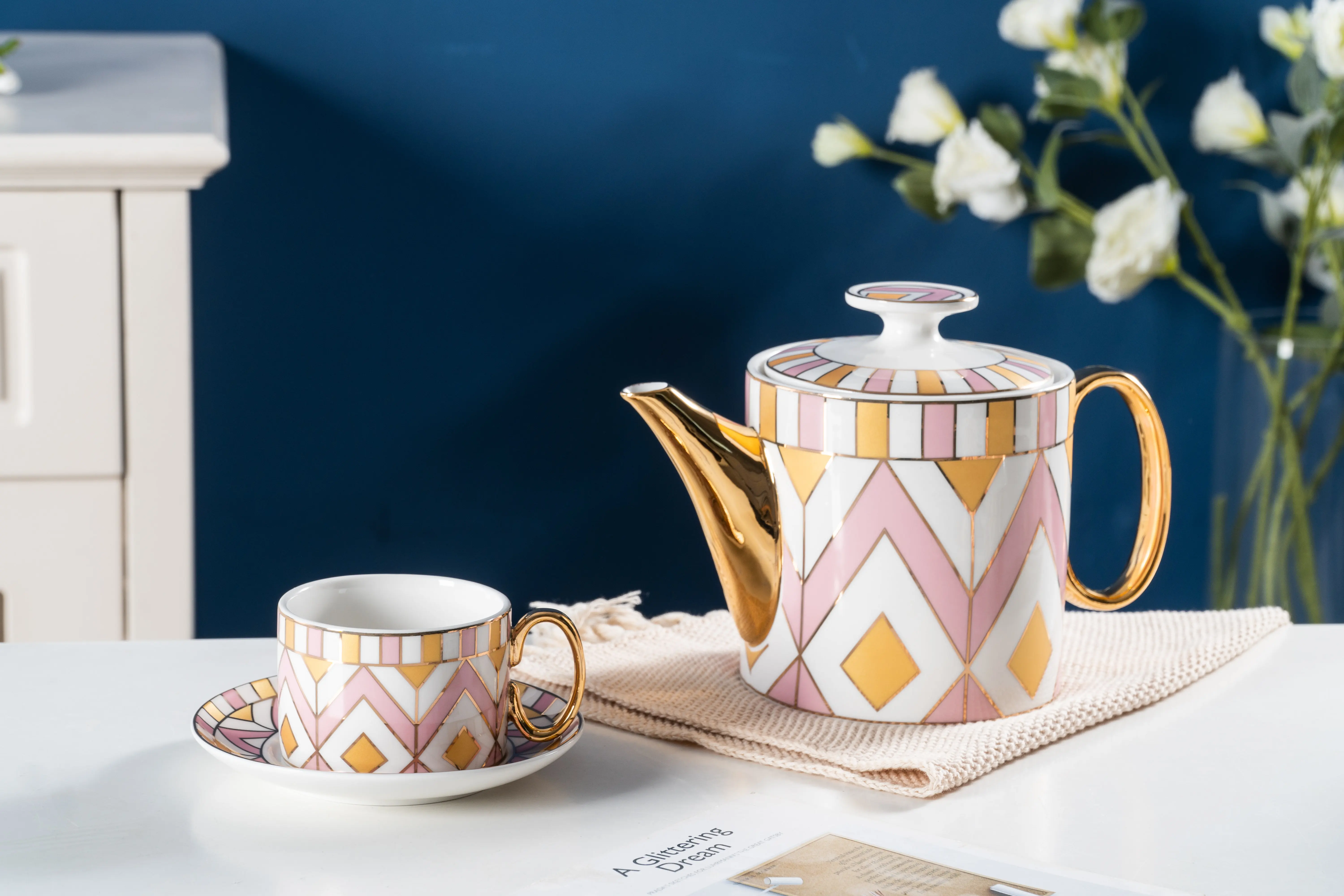 Chaozhou Ceramic Tea Sets Factory New Bone Porcelain Coffee Sets