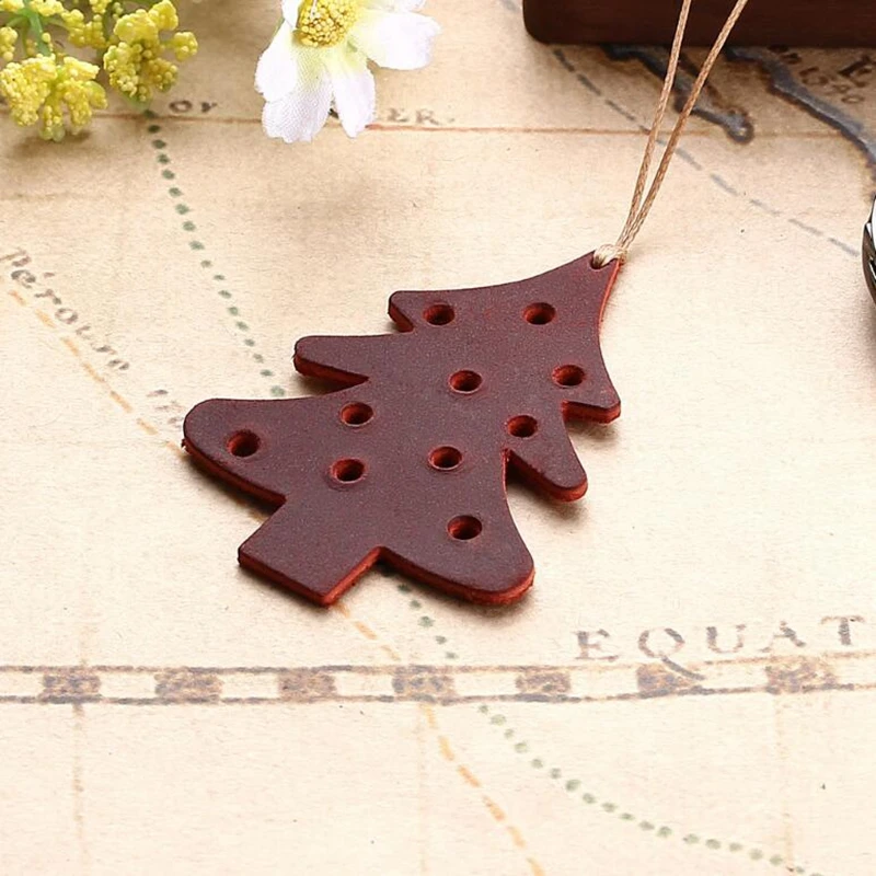 
Dreamtop DTF280 creative freebie Christmas tree bookmark wholesale free sample fashion bookmark leather 