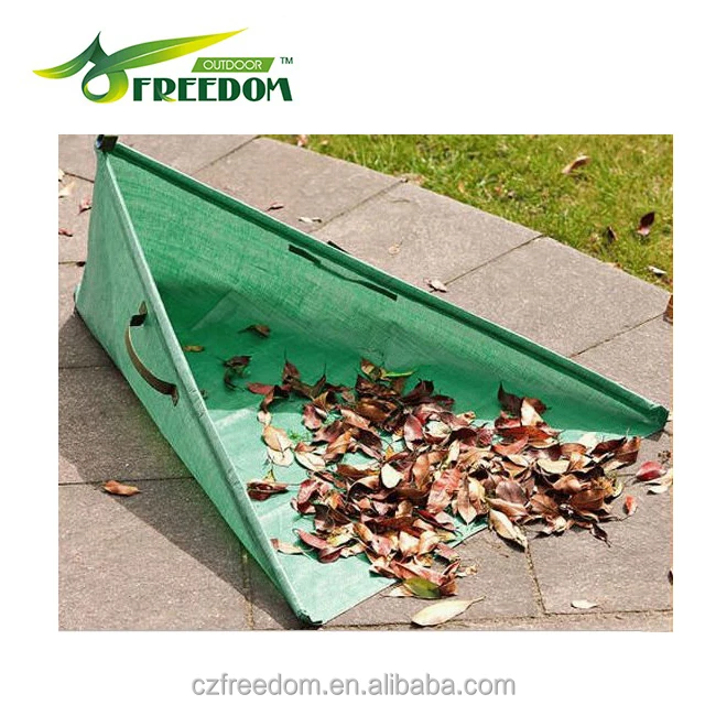 Triangle leaf collector