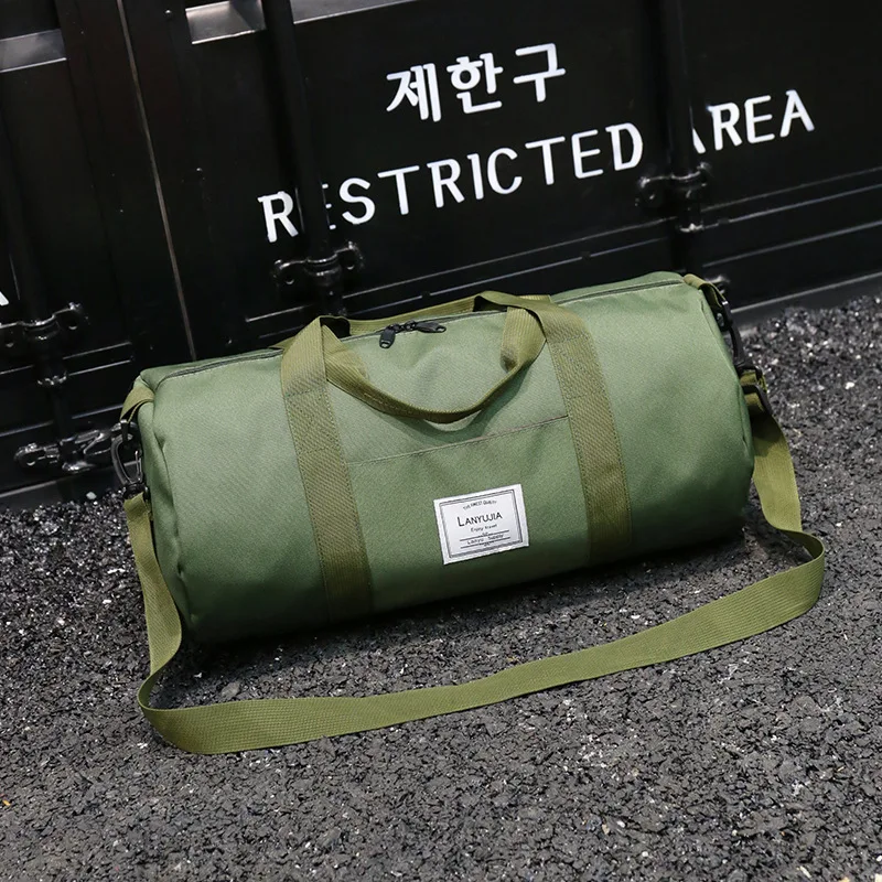 2020 China weekend big low price simple travel bag custom large waterproof young sports duffle bag