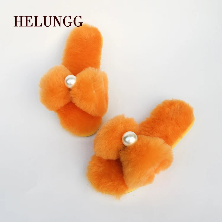 
2020 new arrival Model Winter warm Wool Home indoor Slippers with artificial pearl for women 