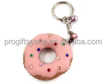 
China wholesale donut key ring handmade design pink fabric crystal decor craft promotion kawaii felt pony bead keychain patterns 