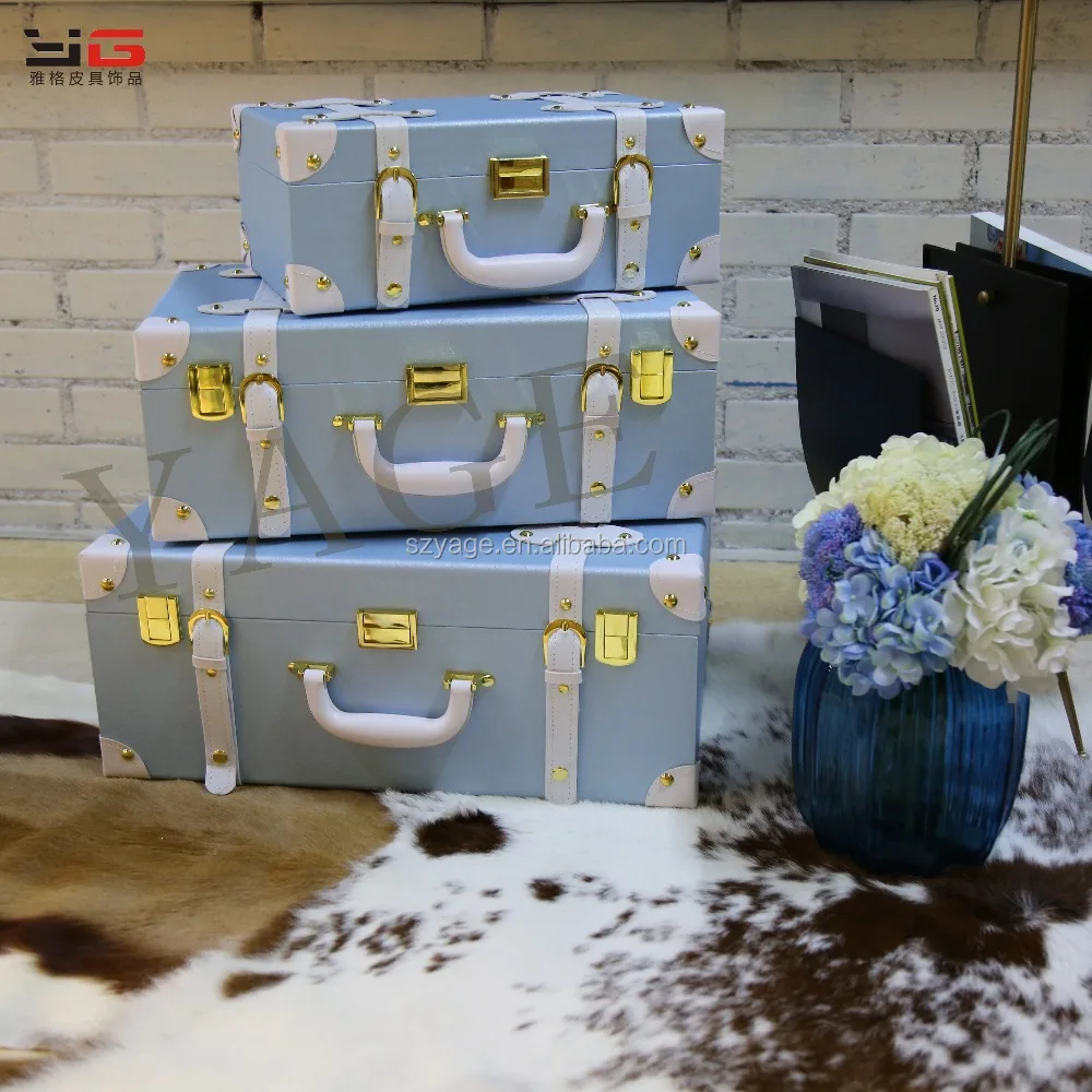 
New design handcrafted vintage leather suitcase studded wooden strips suitcase for home decoration wedding box 