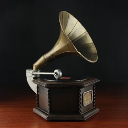 Wholesale Vintage Gramophone Antique Retro Prop Model Coin Bank Home Decoration Metal Crafts For Home Pub Office Decor