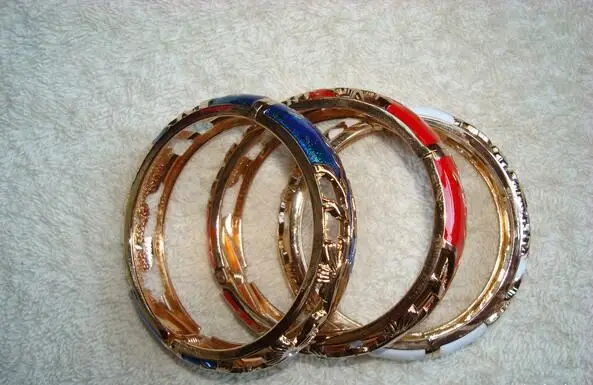 8895 Beautiful Hollow Out Cloisonne Bracelet