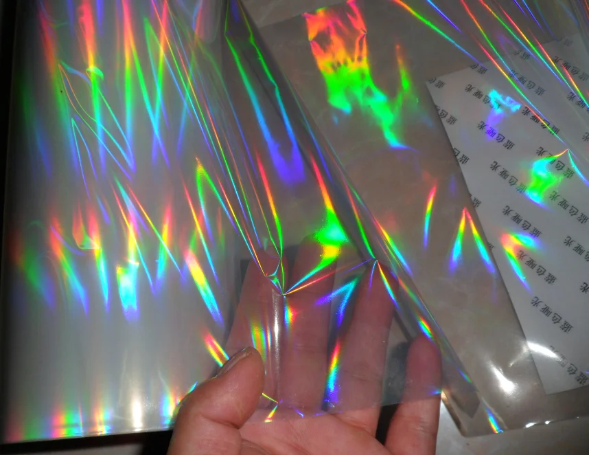 Hot Sell Seamless Pillar of Light PET & BOPP Holographic Lamination Film For Make Paper Board