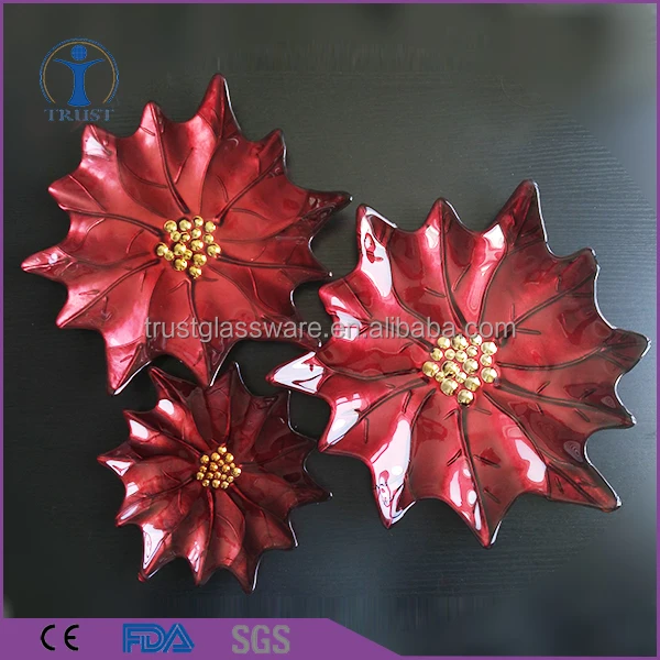 New Fashion Wholesale Decoration High Quality Red Maple Leaf Shaped Glass Plate