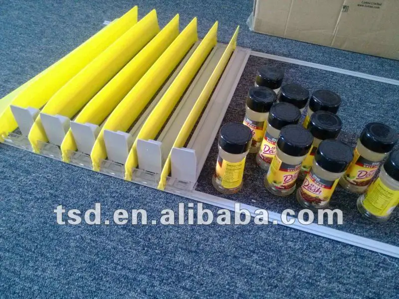 Auto feed adjustable plastic supermarket retail store bottle canned drink spring loaded shelf pusher tray