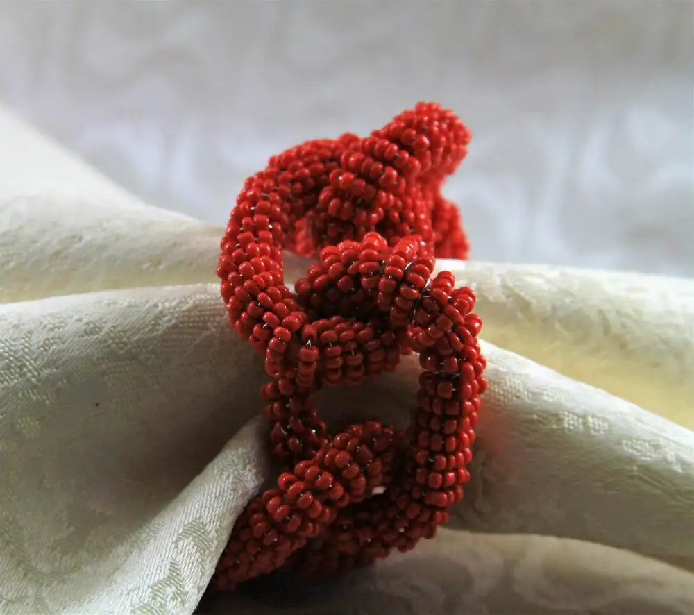 free shipping glass beaded chain napkin ring for wedding, napkin holder latest design