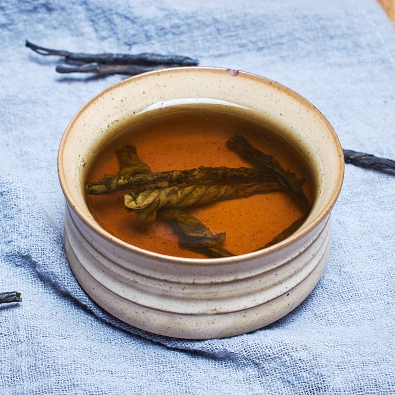 Hainan Health Slimming Broadleaf Holly Leaf Dried Kuding Tea