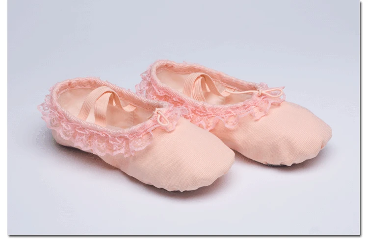 
Wholesale Lovely Red Pink Flesh Lace Attached Canvas Ballet Shoes for Kids 