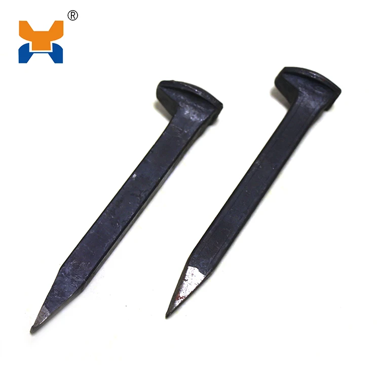 Q235 rail fastening system rail Track spikes, railroad nails