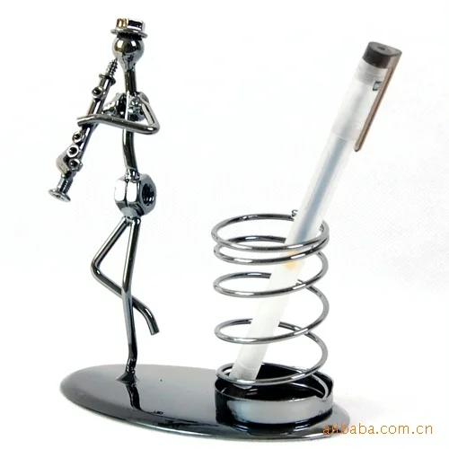 Mettle New Arrival Zakka Handcraft Music Iron Man Office Decoration Pen Holder