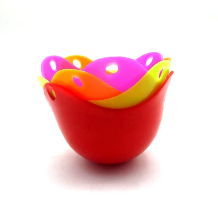 High Quality  Green/ Blue ,/ Red/ Orange Stovetop Egg Cooker Silicone Rubber Egg Cup