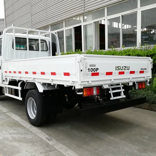 Грузовые автомобили 3 тонны Isuzu 100P NKR