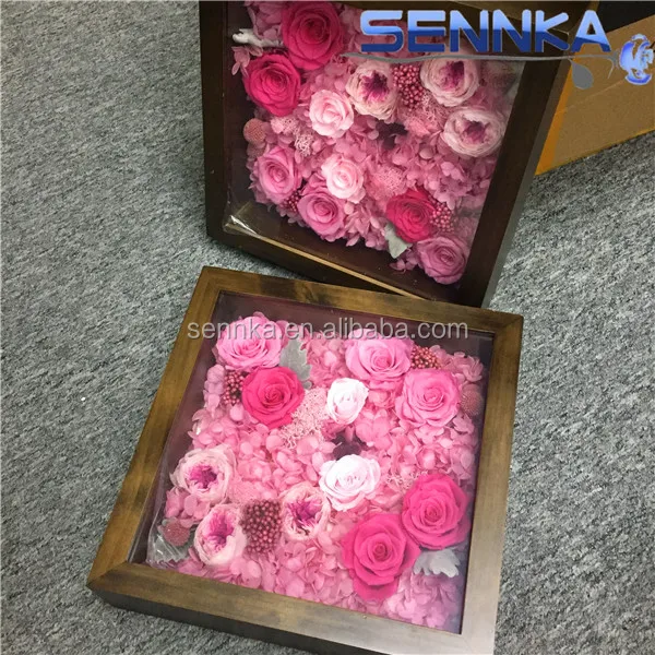 Wholesale Christmas Gift Eternal Rose Preserved Flower Photos Frame Home Decorative Dried Flower In Wooden Frame