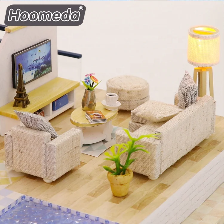 Hoomeda craft wooden doll house diy miniature Dollhouse with led light
