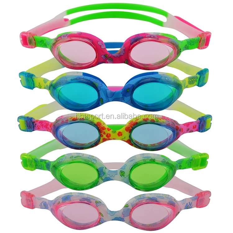 Teenager swimming goggles