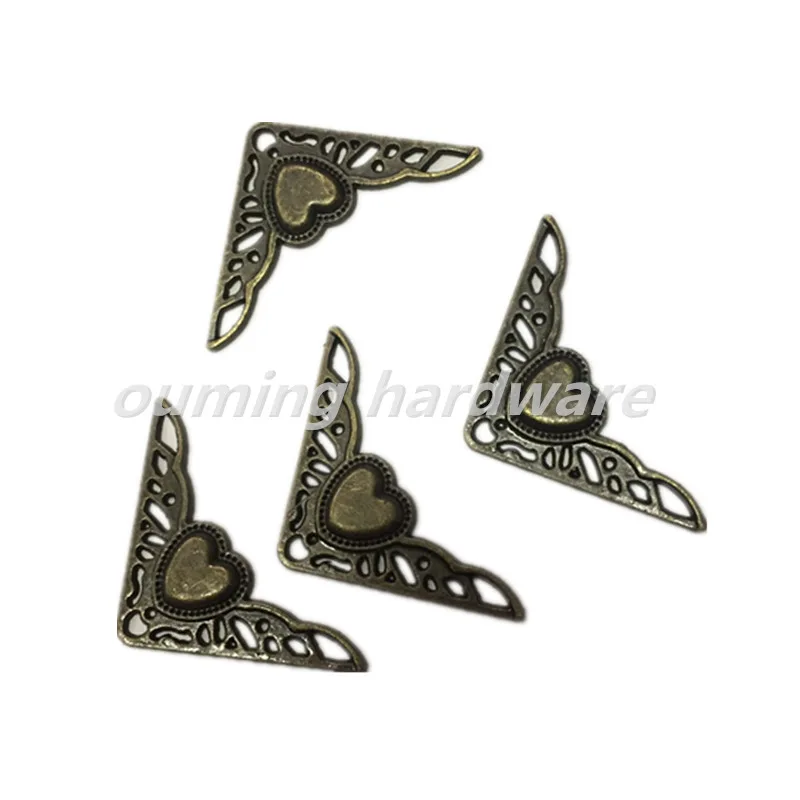 
Zinc Alloy Wooden Box Corner,Wine Box Protector,Embellishment Findings Triangle Corners Antique Bronze Hollow Pattern 