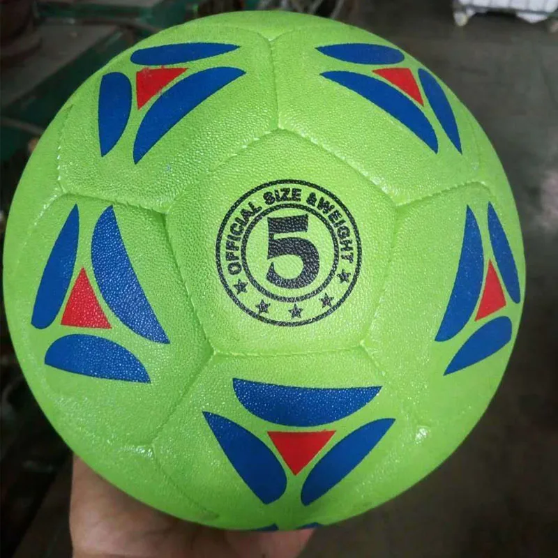 Customized Logo Rubber Smooth Surface Wholesale Football Soccer Ball