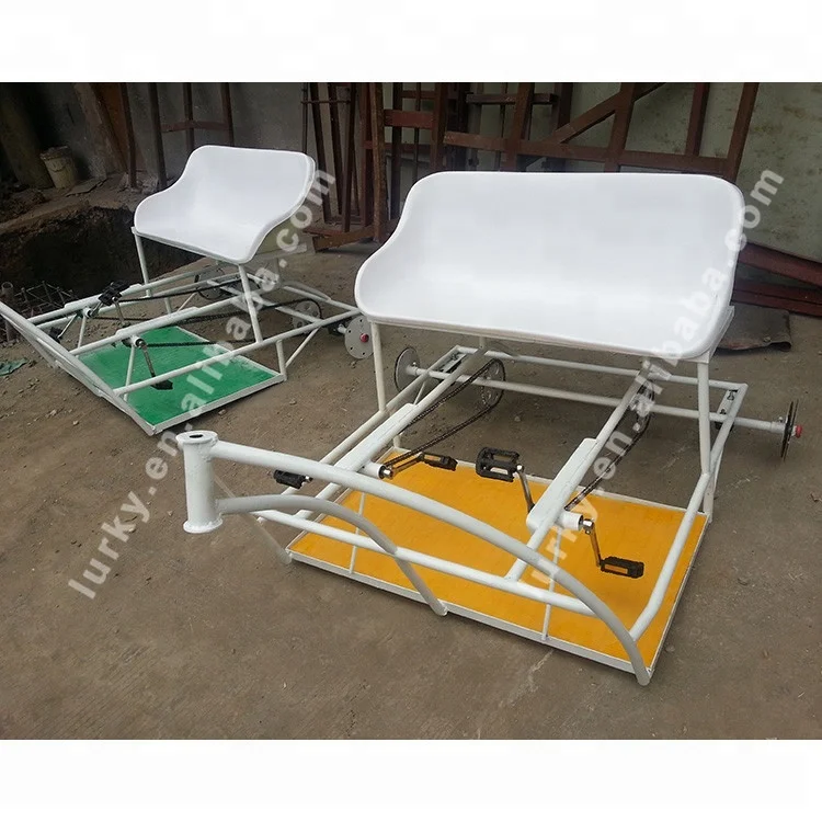 Family happy water sports sea water antirust 3 wheel floating water bike pedal boat