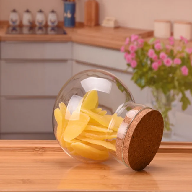 Different size round food storage glass jar with different lid
