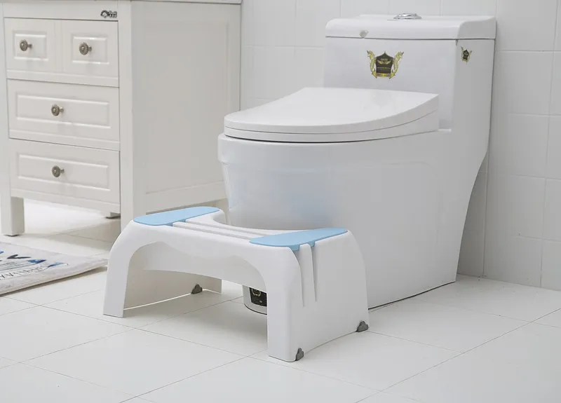 Пластиковый стул для унитаза