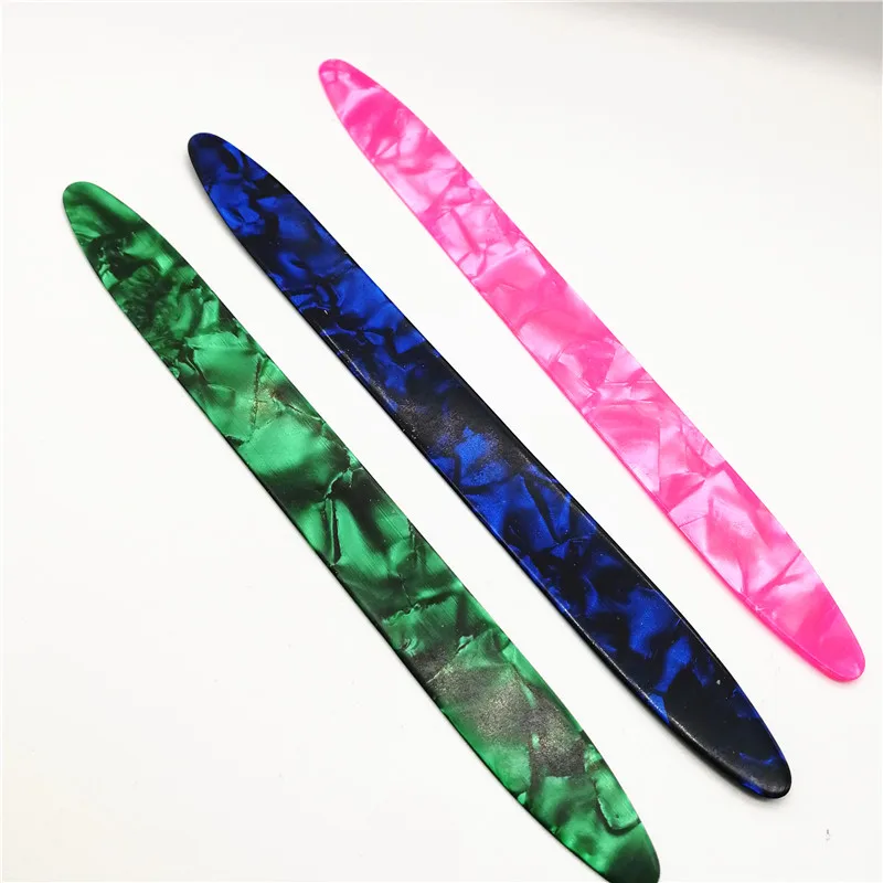 Cheap Unique mezraab mizrap long and thin Oud Feather Guitar Pick Navy green camouflage color picks 0.46mm/0.71mm/0.96mm