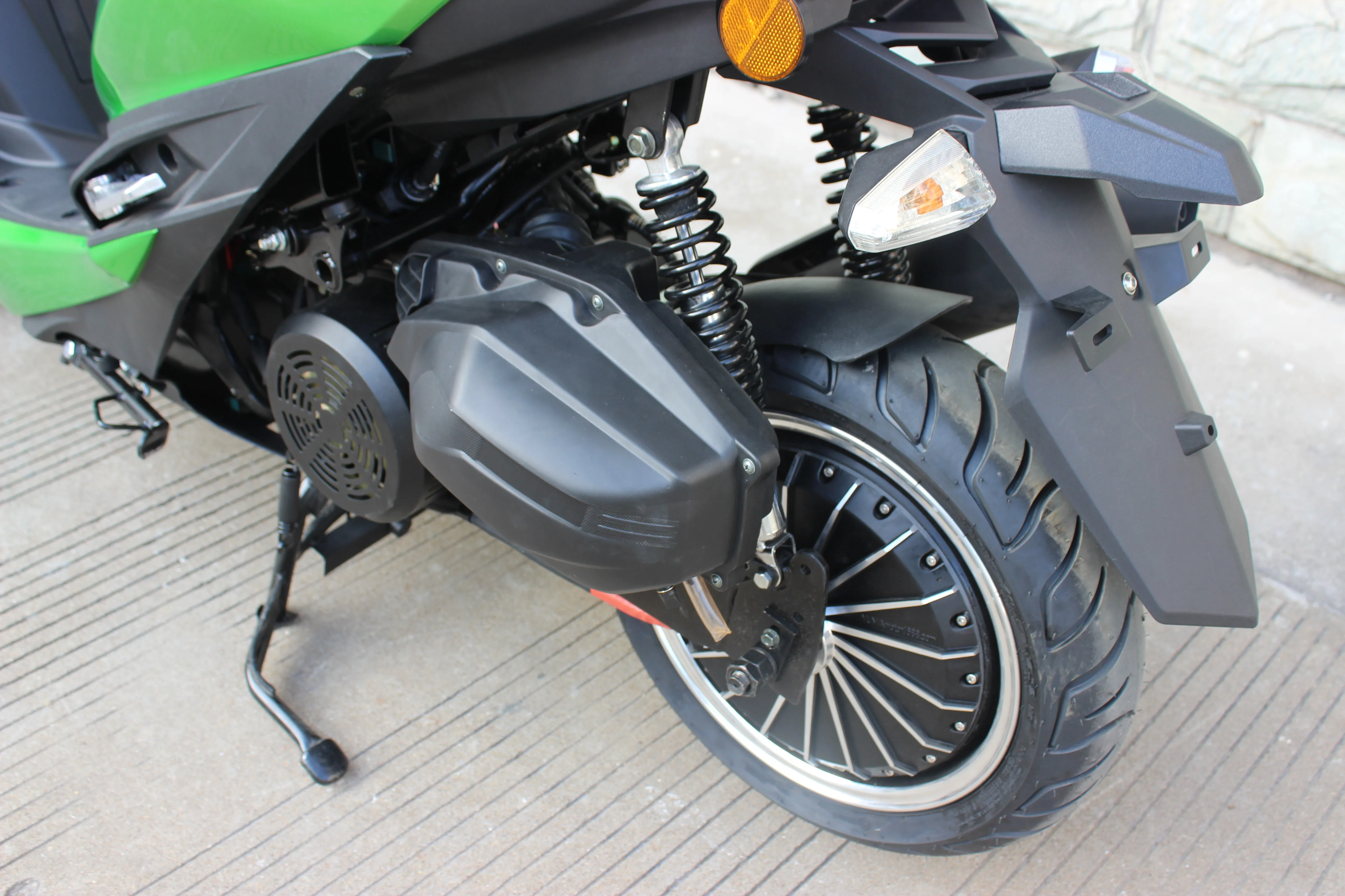 
Jiajue New Developed SMAX 100cc Hybrid Scooter 