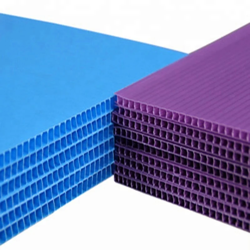 Sturdy polypropylene 4 x 8 corrugated plastic sheet