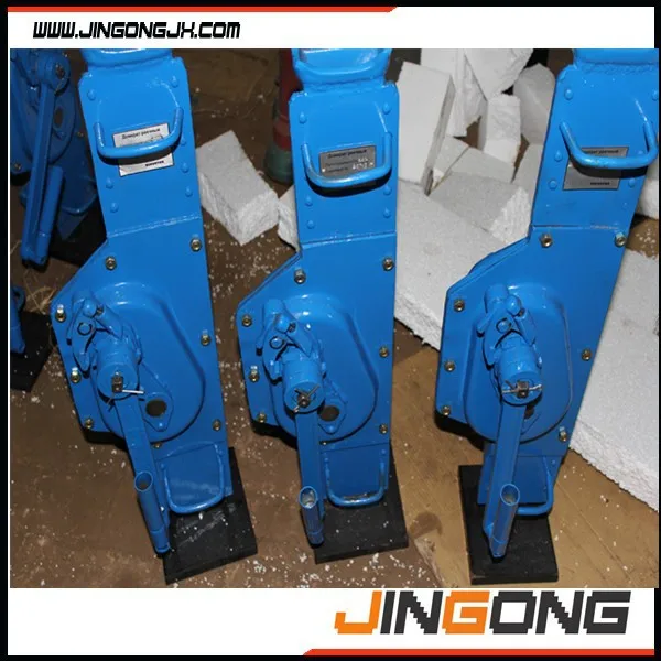 New style mechanical jacks with permanently fitted lifting toe Range from 1500kg to 10,000kg