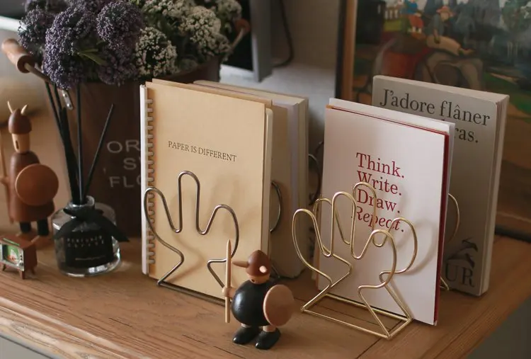 Cute Animal Shape Bookends,Metal Office Desk Organizer for Books, Magazines
