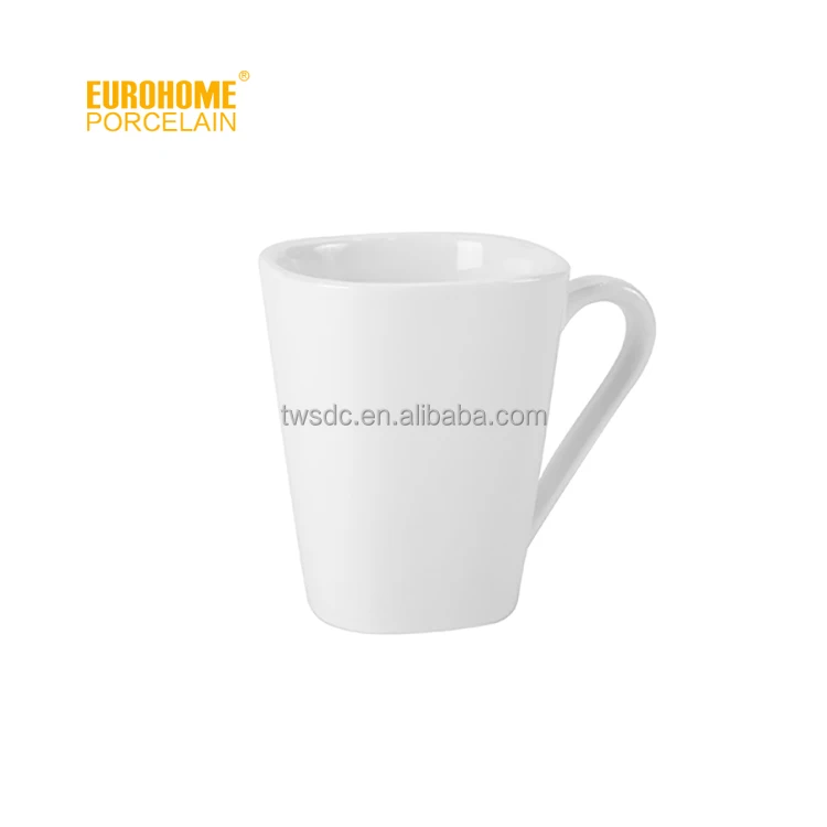 
 Фарфоровая кружка sanrio  