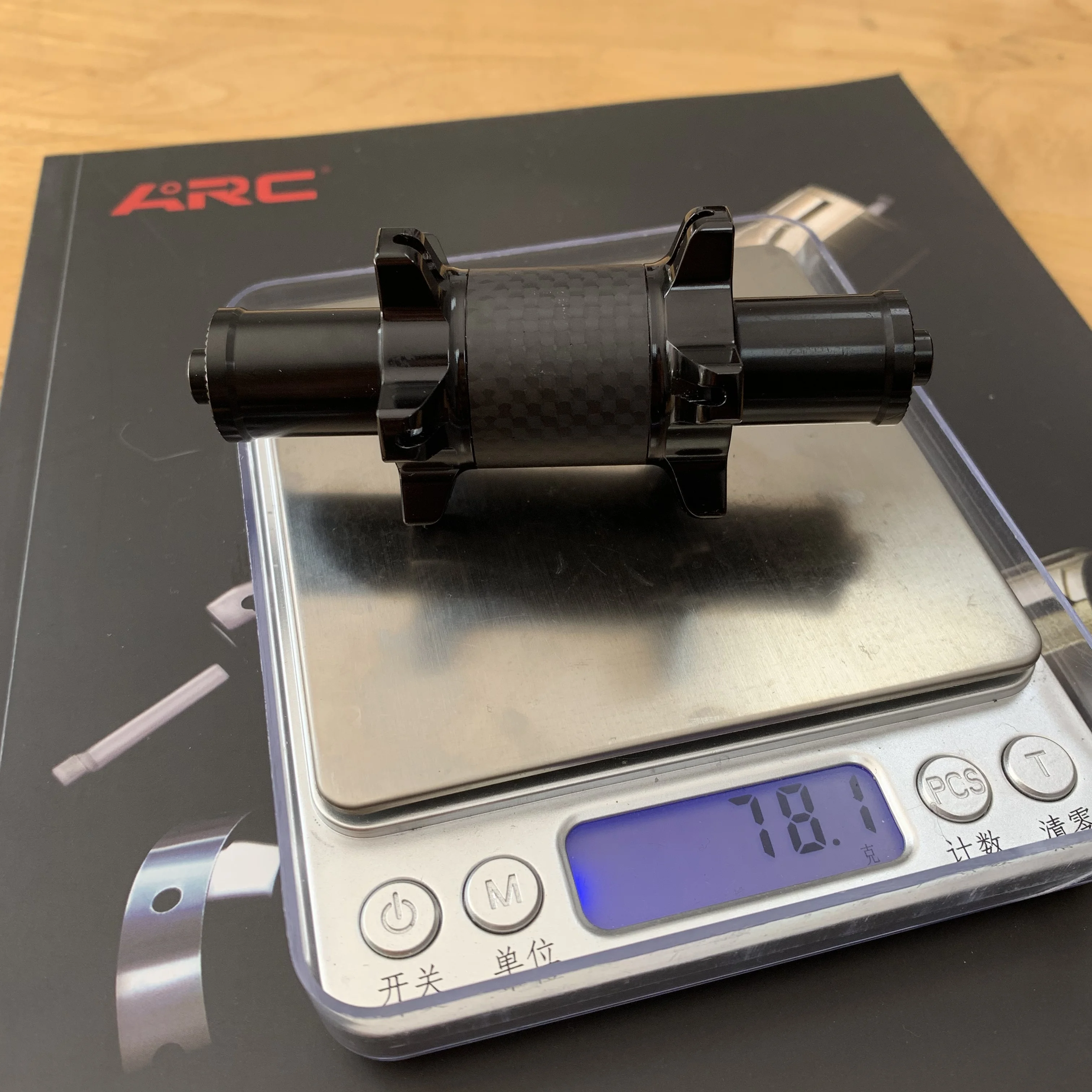 FT-029FCB 14G 2 bearings 12 holes bike hubs straight pull carbon fibre BMX balance bike hub