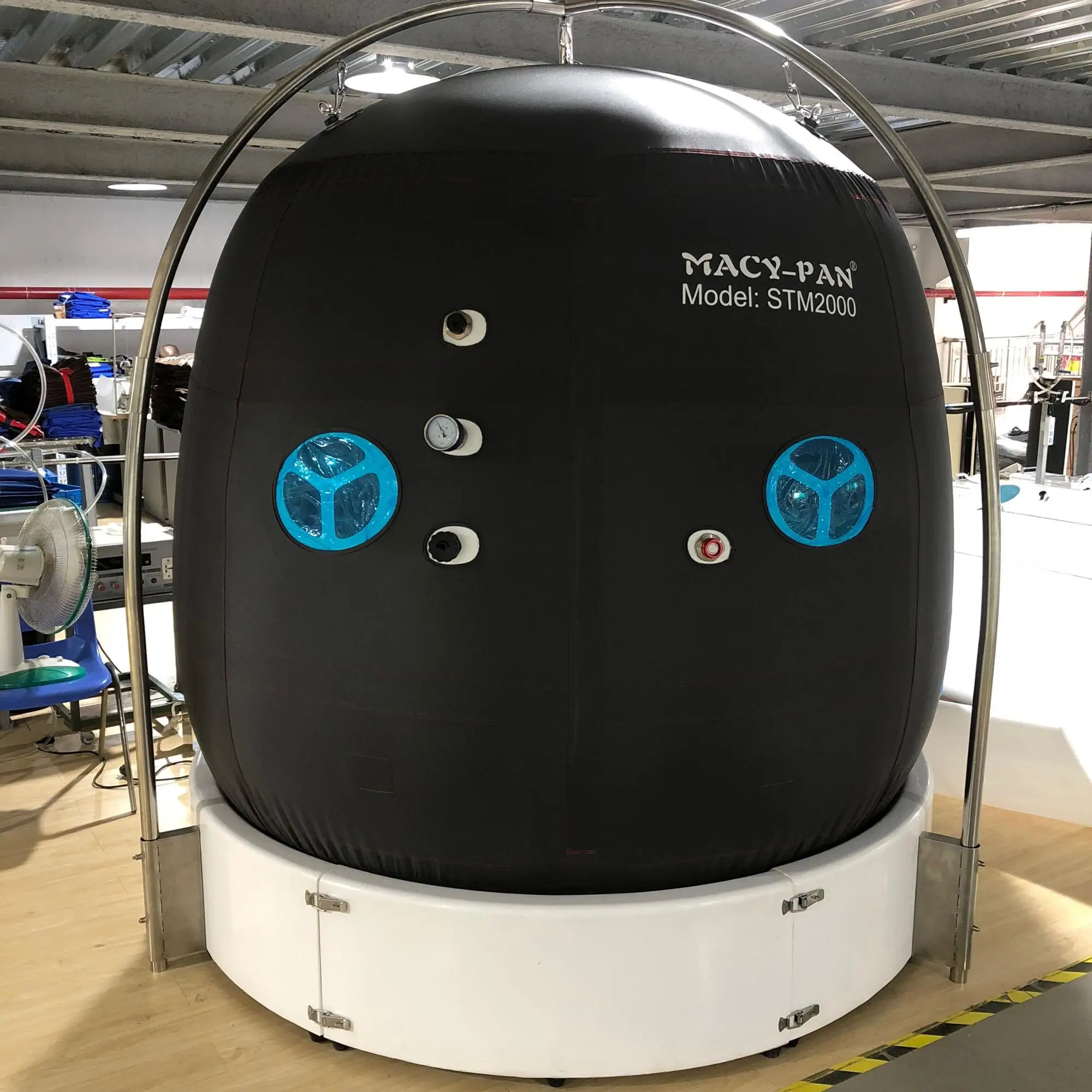 1.3 ATA Multiplace hyperbaric oxygen chamber for sale oxygen capsule