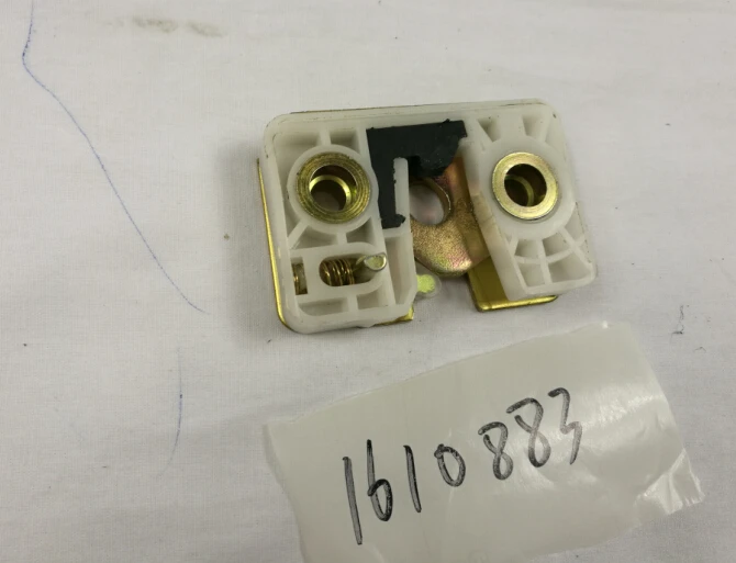 Тяжелые запчасти для грузовиков европейского oem 1610883 LH замок двери внешний для volvo fh10 fh12