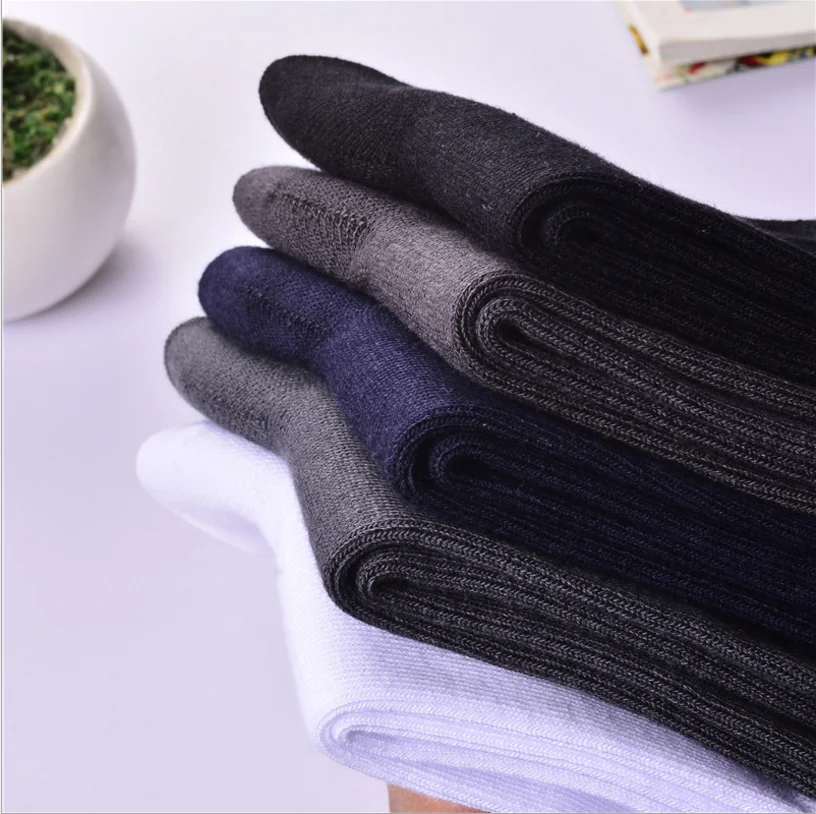 
Bamboo Black Work Thick Socks For Men 
