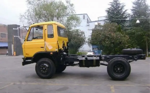 China Dongfeng 4x4 5 Ton Mini 4WD Small Dump Trucks For Sale