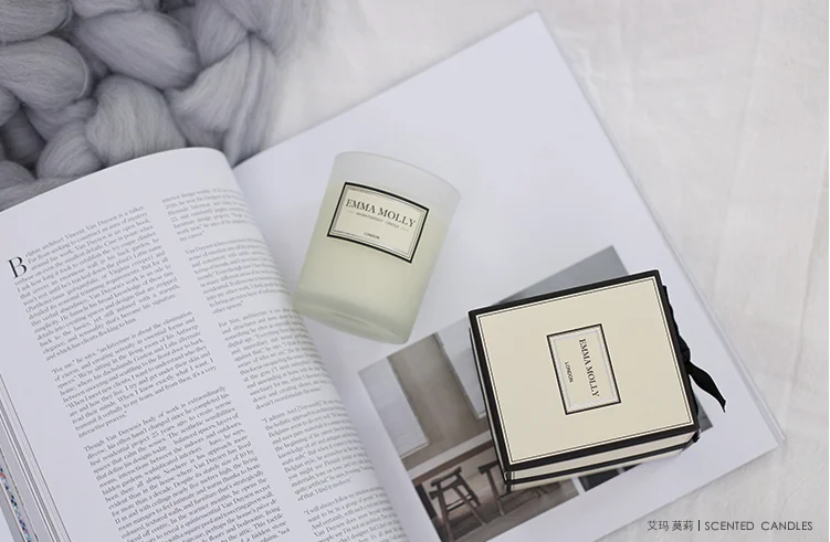 
Customized Luxury custom scented candle in glass jar 