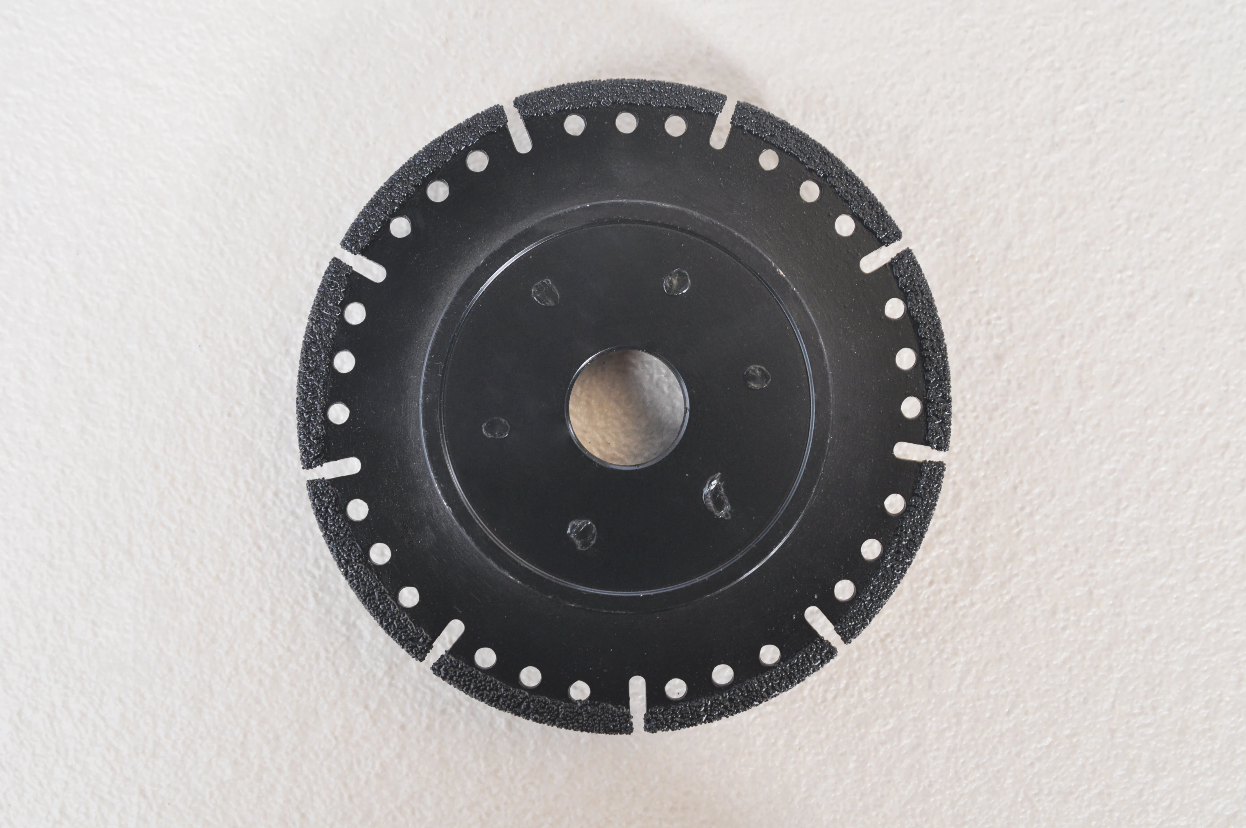 China gold manufacturer Professional Universal Vaccum brazed Pipe cutting blade. Premium quality