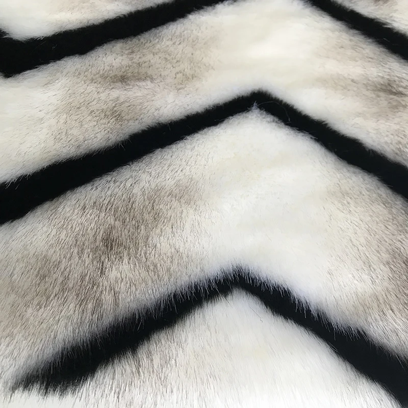
Free Sample White Black Stripe Faux Fox Fur Fabric 