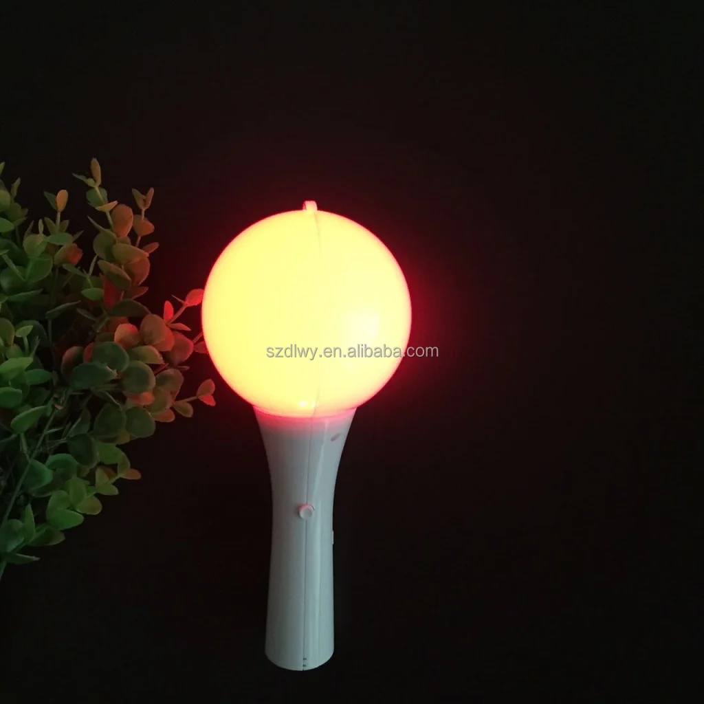 Factory supplier CE RoHS 15colors ball shape AAA battery LED stick led spinning stick