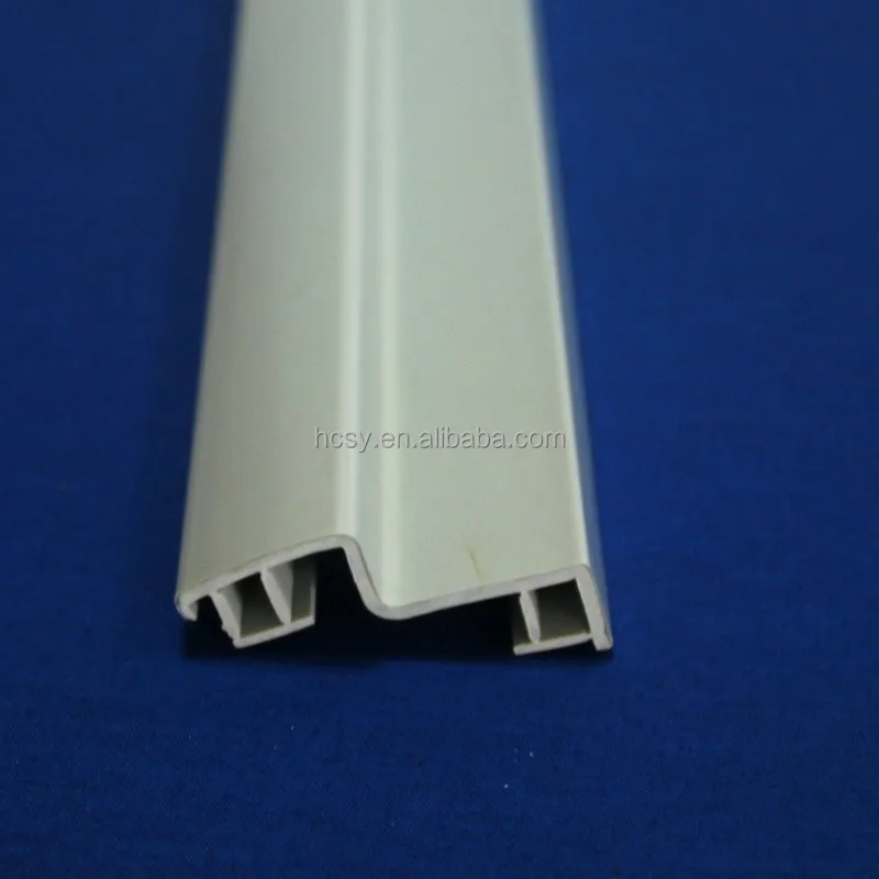 Extrusion plastic frame of refrigerator